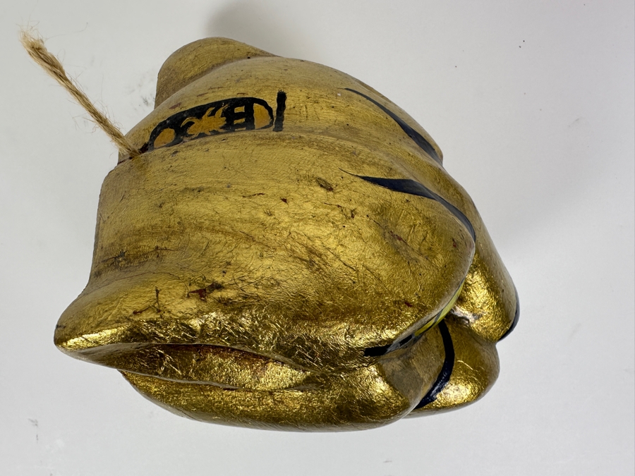 Just Added - Carved Wooden Lion Puma Jaguar Head Hand Painted With Gold Paint 6W X 6D X 6H [Photo 4]