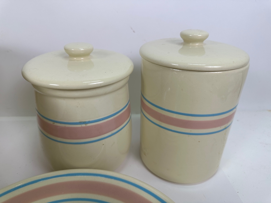 Collection of Vintage Nelson McCoy USA Pottery [Photo 4]