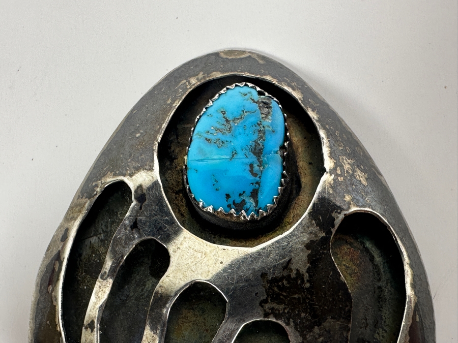 Vintage Native American Turquoise and Sterling Silver Shadowbox Bear Claw Bolo Tie 19.3g [Photo 2]