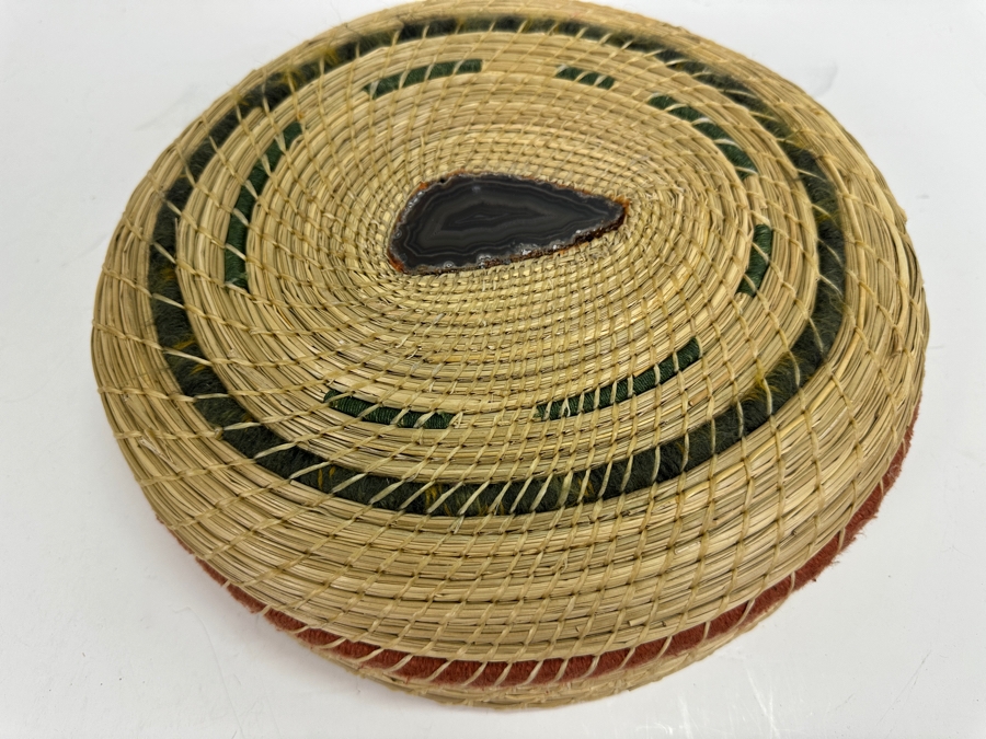 Just Added - Vintage Handmade Basket With Agate Center And Three Carved Stone Bears 11W X 3.5H [Photo 8]