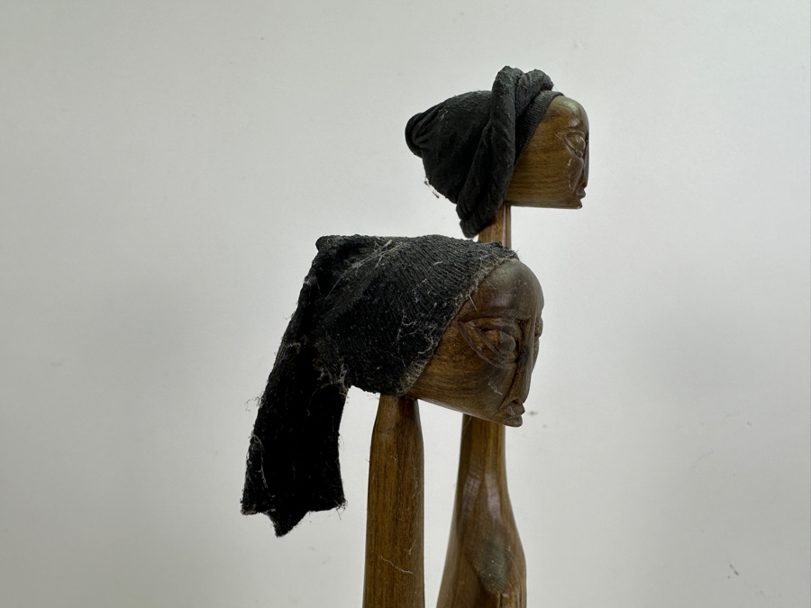 African Man and Woman Wooden Sculpture [Photo 4]