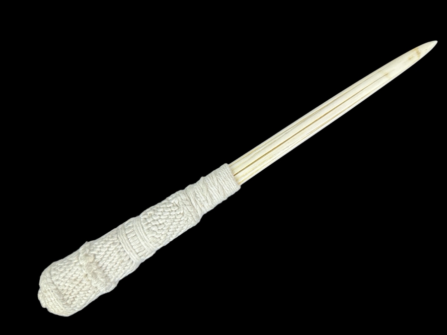 Just Added - Vintage Fisherman's Fish Bone Dagger Stiletto Knife Wiht Knotwork Handle 10.5L [Photo 1]