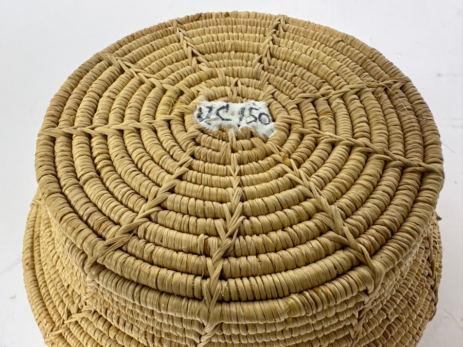 Hand-woven Chumash Basket From Reed and Raffia By Jose Castillo Huichol Indian 4.75'W x 3'H [Photo 6]