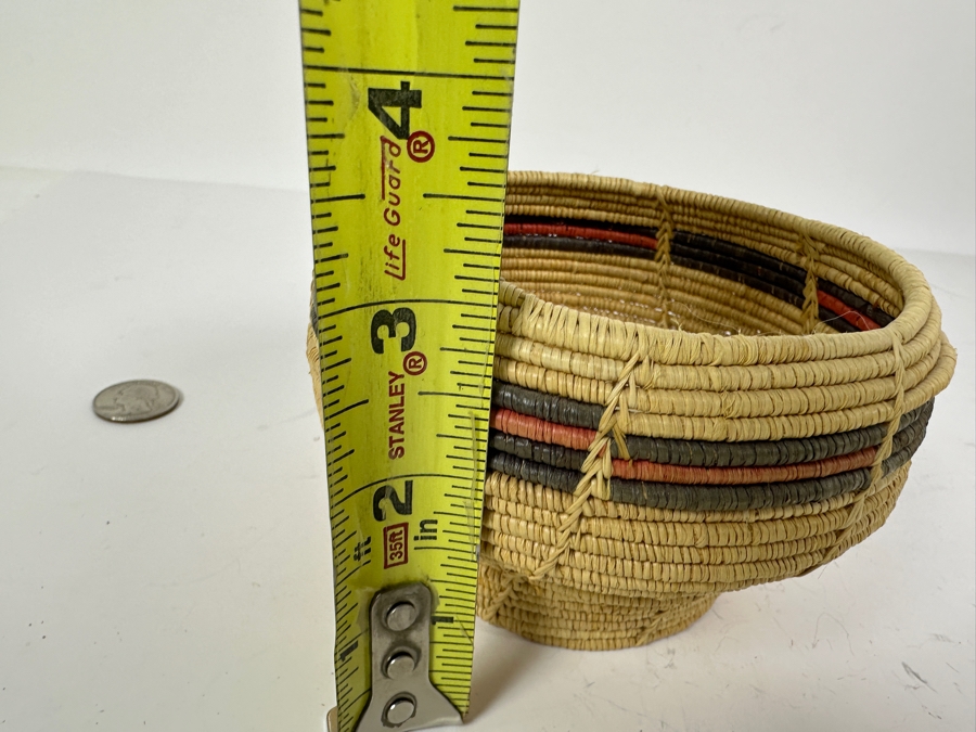 Hand-woven Chumash Basket From Reed and Raffia By Jose Castillo Huichol Indian 4.75'W x 3'H [Photo 9]