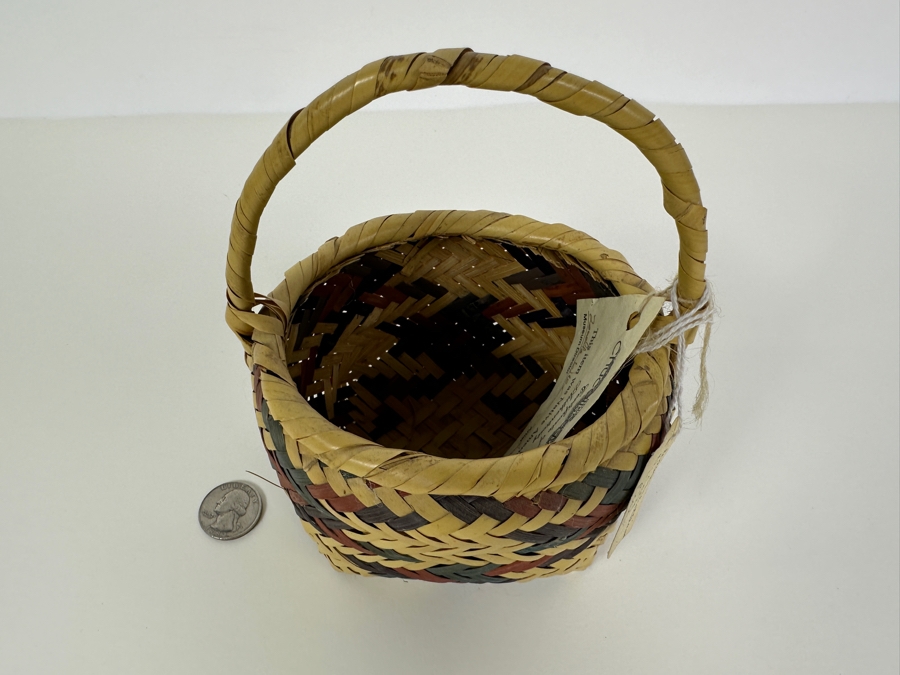 Just Added - Handmade Native American Choctaw Basket From The Chucalissa Museum 5W X 6.5H [Photo 3]