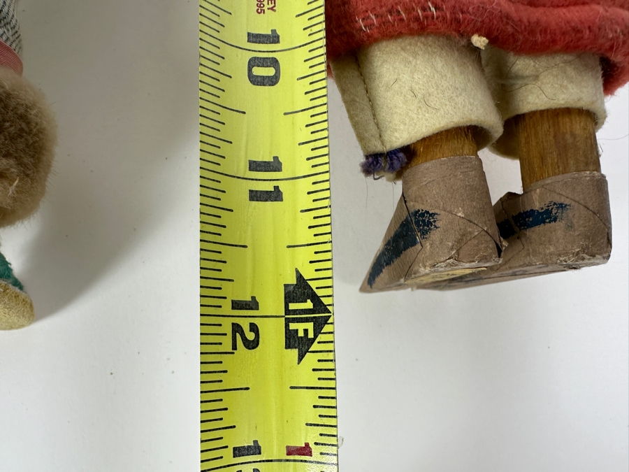 1940's Handmade Eskimo Doll and Skookum (Bully Good) Indian Doll 12' [Photo 9]