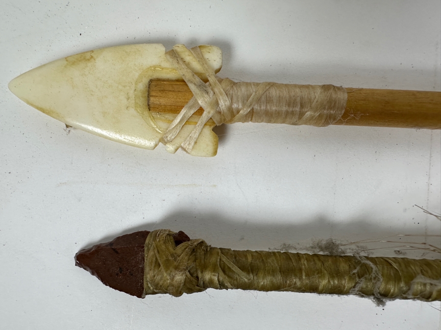 Native American Bow with Collection of (5) Beaded Arrows [Photo 5]