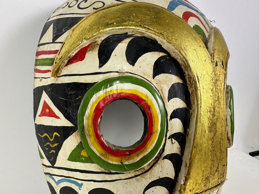 Just Added - Old Hand Carved Wooden Polychrome Indonesian Mask With Monkey On Top 11W X 20L X 5D [Photo 3]