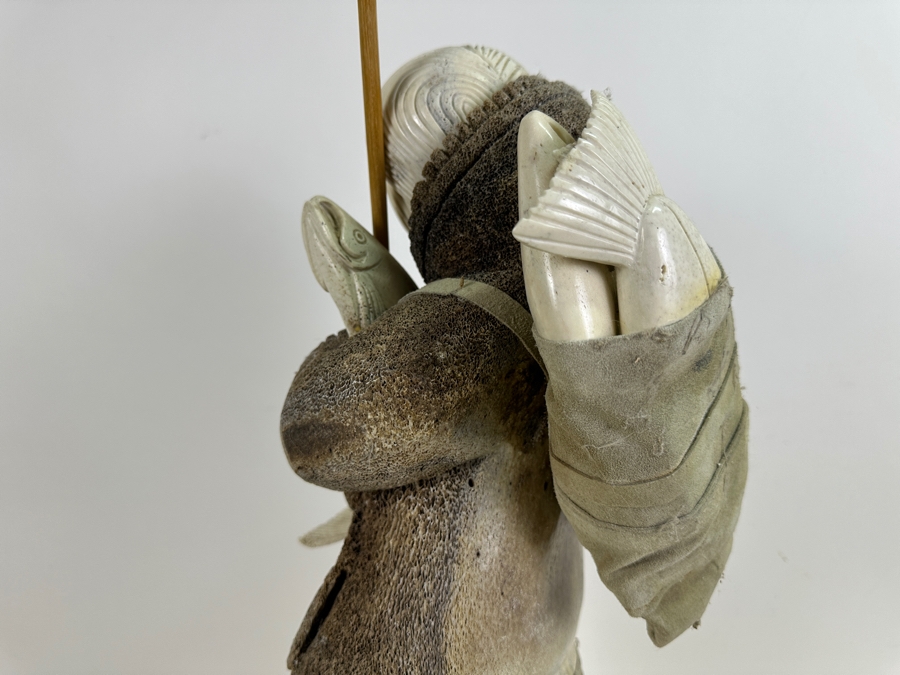 Just Added - Large Impressive Hand Carved Inuit Woman With Trident On Whale Vertebrae With Carved Bone Head And Six Salmon Fish 27'H [Photo 17]