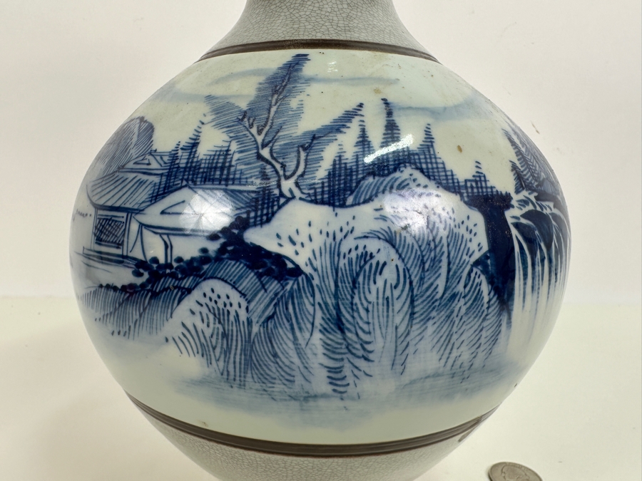 Vintage Chinese Blue and White Porcelain Vase 13.5'H [Photo 2]