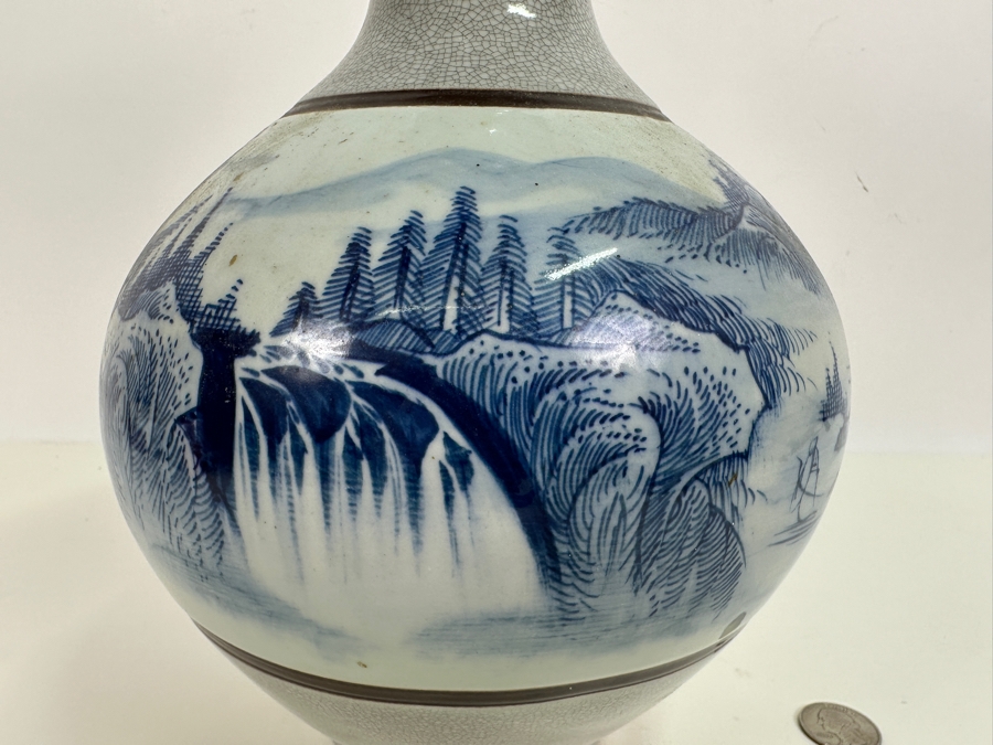 Vintage Chinese Blue and White Porcelain Vase 13.5'H [Photo 4]