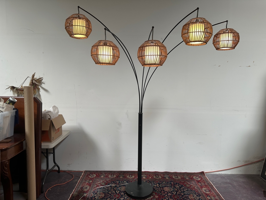 Just Added - Artiva 'Bali' Handcrafted Rattan Arched Floor Lamp 88'H X 48'D [Photo 2]