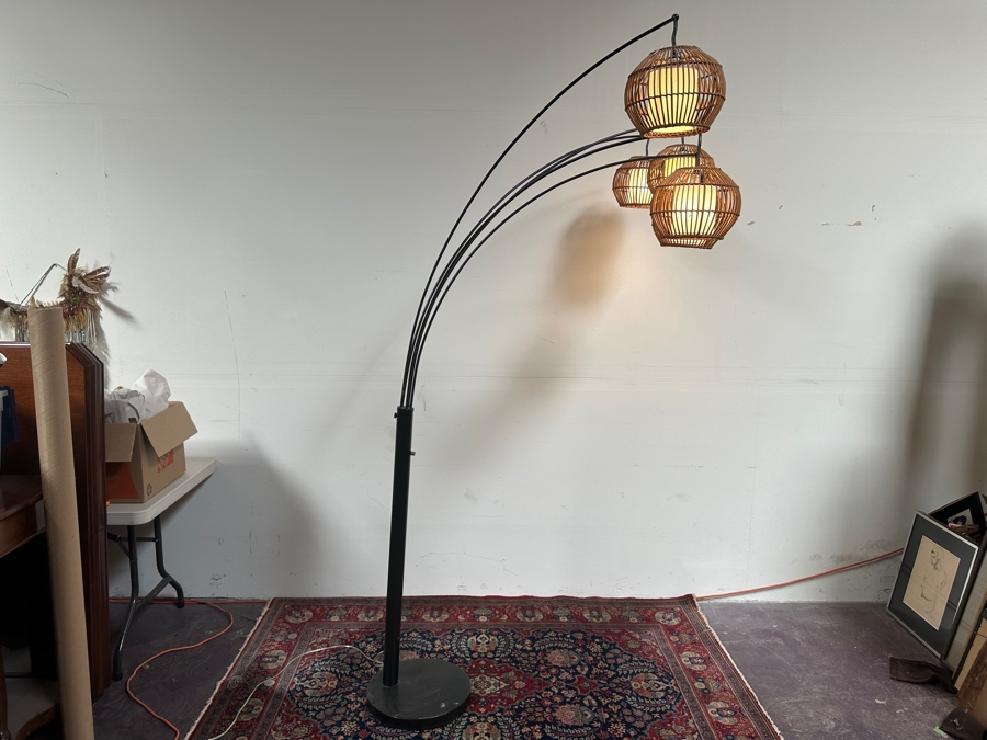 Just Added - Artiva 'Bali' Handcrafted Rattan Arched Floor Lamp 88'H X 48'D [Photo 5]