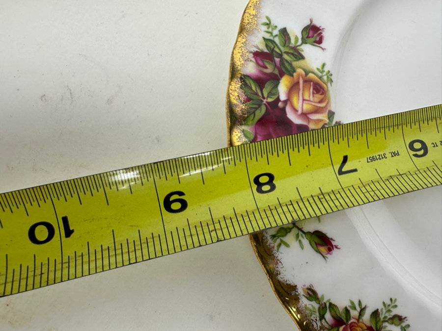 Just Added - Royal Albert Bone China England Old Country Roses Patern Approximate Service For 8 - See Details Page For Breakdown - Replacement Value $1,510 [Photo 7]