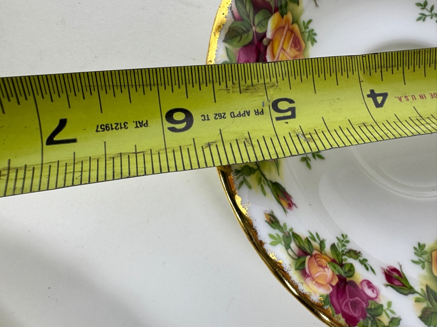 Just Added - Royal Albert Bone China England Old Country Roses Patern Approximate Service For 8 - See Details Page For Breakdown - Replacement Value $1,510 [Photo 9]