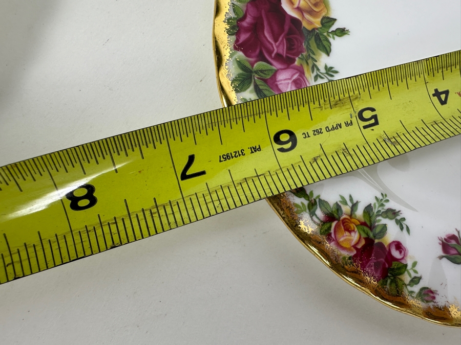 Just Added - Royal Albert Bone China England Old Country Roses Patern Approximate Service For 8 - See Details Page For Breakdown - Replacement Value $1,510 [Photo 8]