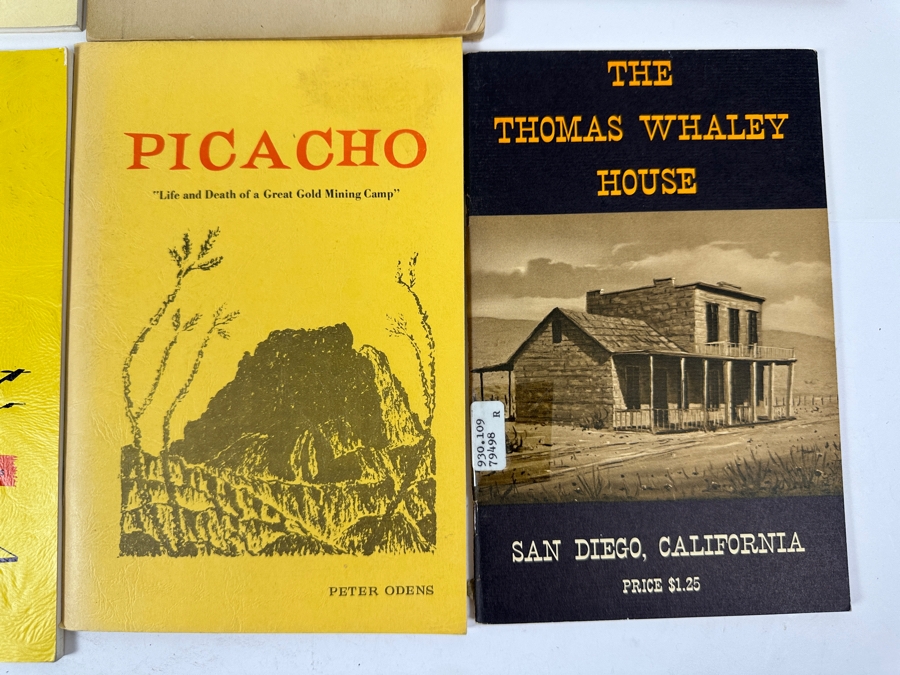 Just Added - Collection Of Twelve Paperback Books On Local History, Gold, The Desert And Indians [Photo 3]