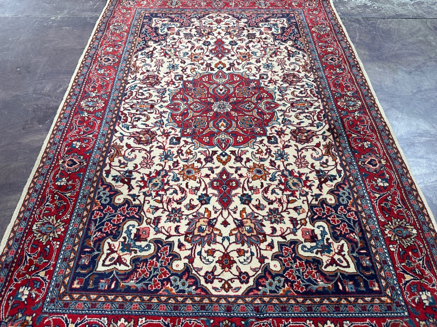Hand Knotted Wool Persian Area Rug 41 X 62 [Photo 4]