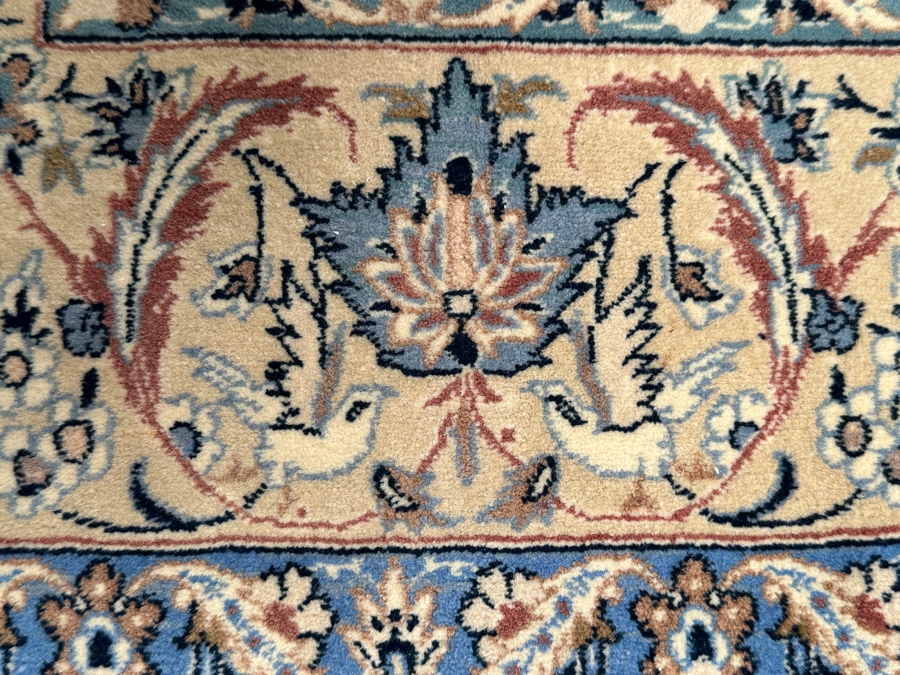 Finely Hand Knotted Wool Persian Area Rug 41 X 72 [Photo 6]