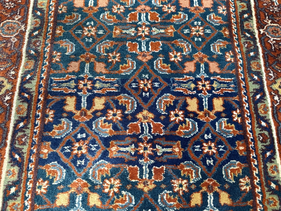 Hand Knotted Wool Persian Area Rug 32 X 51 [Photo 6]