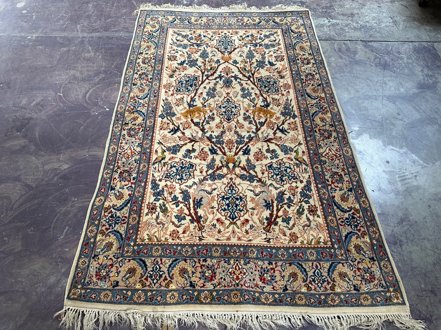 Finely Hand Knotted Wool Persian Area Rug 40 X 65 [Photo 3]