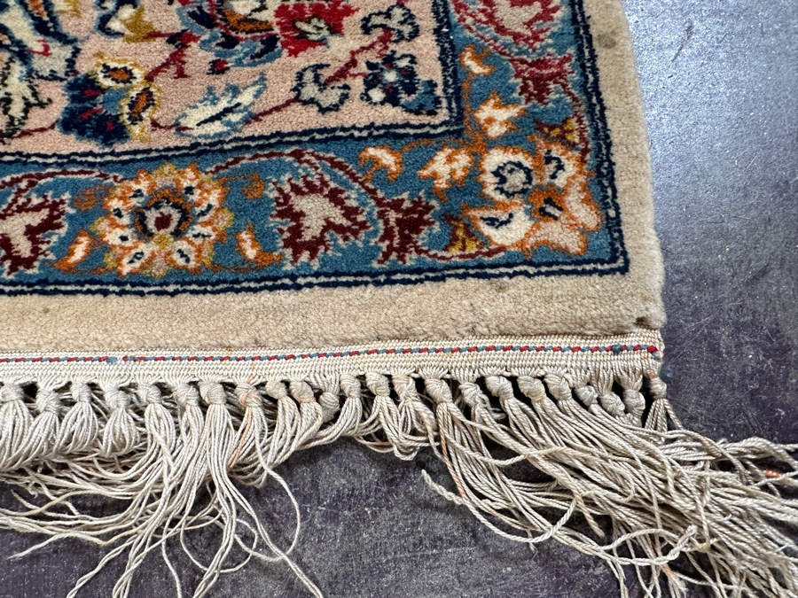 Finely Hand Knotted Wool Persian Area Rug 40 X 65 [Photo 9]