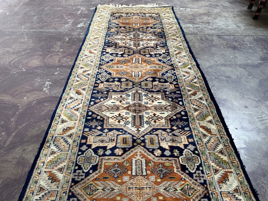 Hand Knotted Wool Persian Runner Rug 30 X 112 [Photo 7]