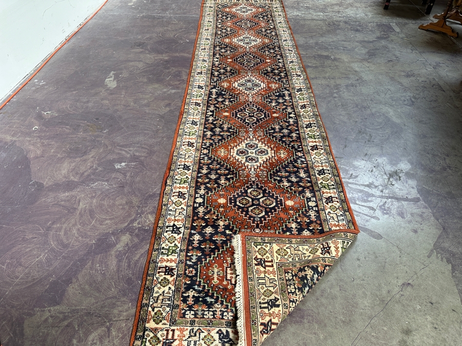 Hand Knotted Wool Persian Runner Rug 30.5 X 131 [Photo 9]