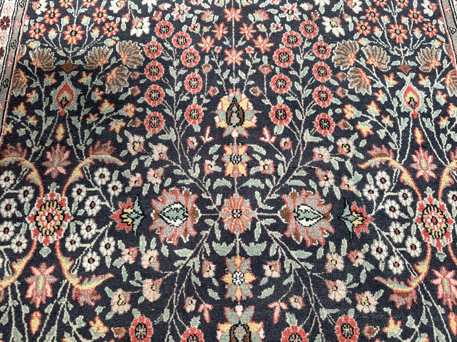 Finely Hand Knotted Wool Persian Area Rug 51 X 76 [Photo 6]