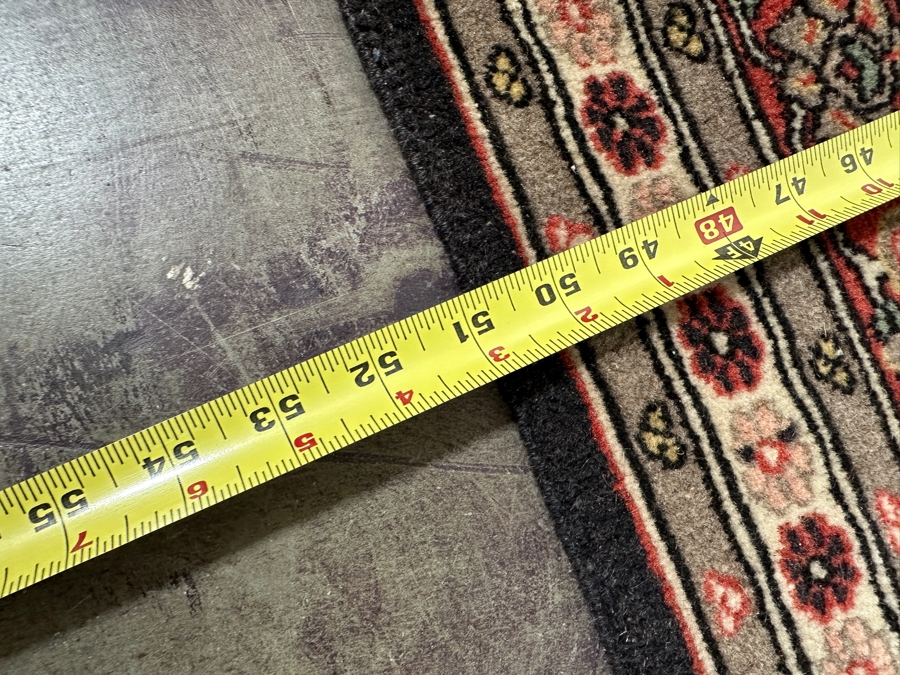 Finely Hand Knotted Wool Persian Area Rug 51 X 76 [Photo 10]