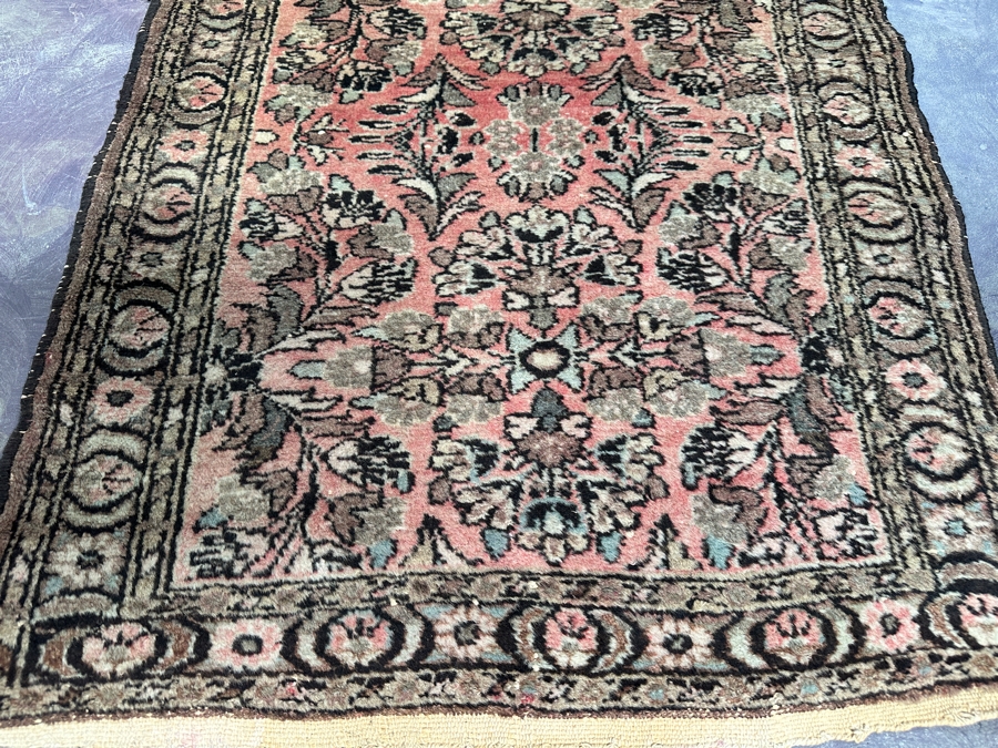 Hand Knotted Wool Persian Area Rug Made In Iran 31 X 57.5 [Photo 4]