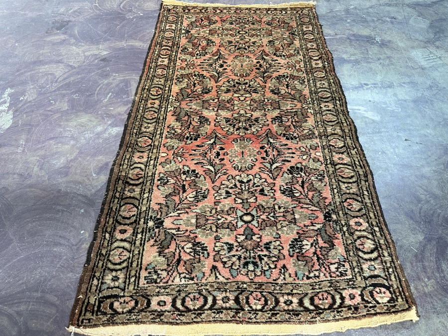 Hand Knotted Wool Persian Area Rug Made In Iran 31 X 57.5 [Photo 2]