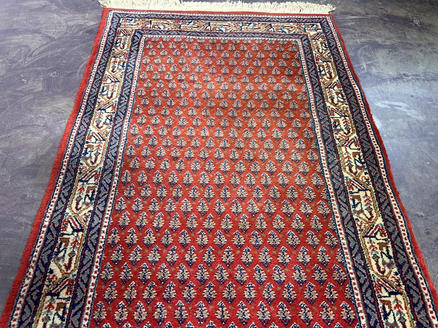 Hand Knotted Wool Persian Area Rug 32 X 51 [Photo 5]