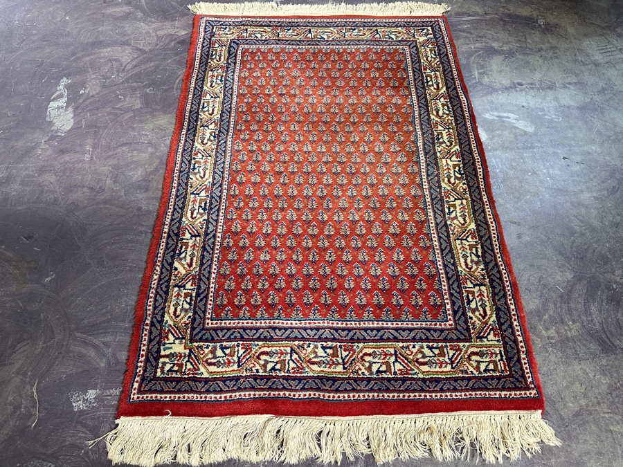 Hand Knotted Wool Persian Area Rug 32 X 51 [Photo 3]