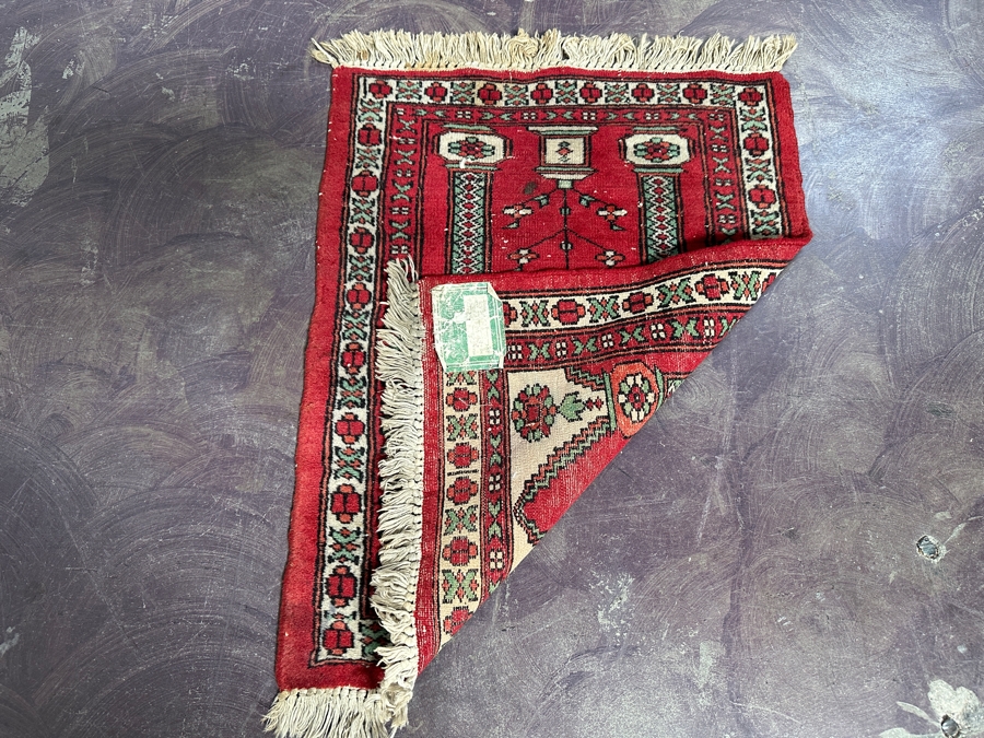 Hand Knotted Wool Persian Prayer Rug 19.5 X 26 [Photo 6]