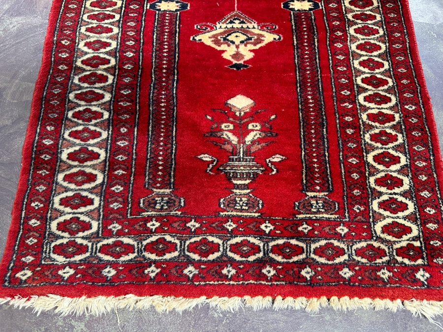 Hand Knotted Wool Persian Prayer Rug 25 X 37 [Photo 4]