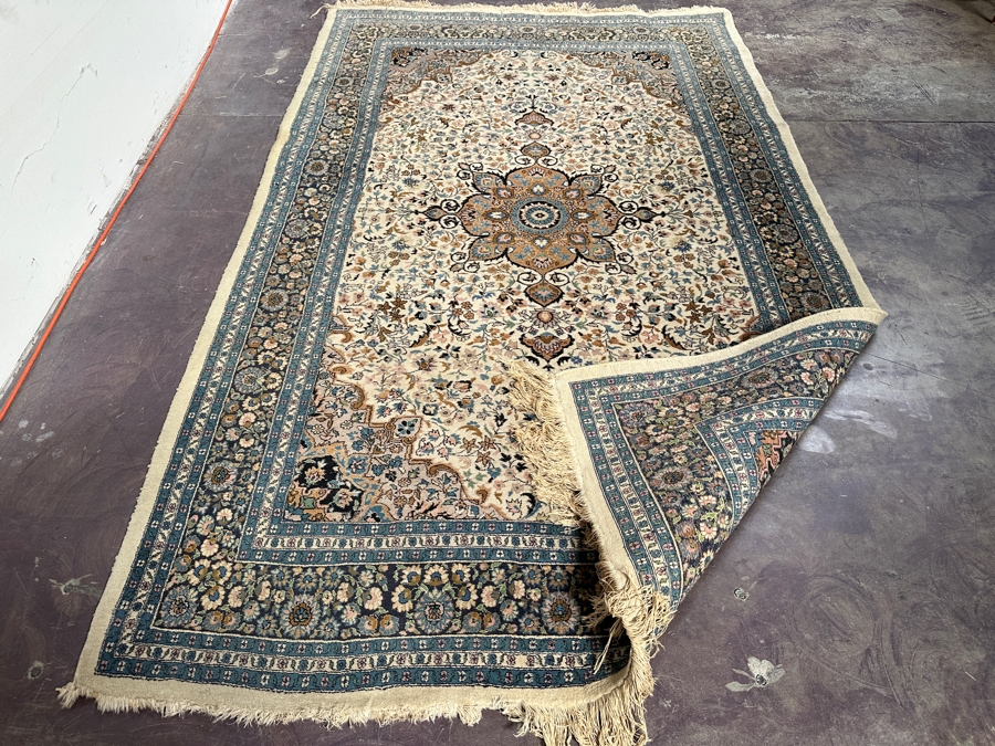 Finely Hand Knotted Wool Persian Area Rug 61.5 X 100 [Photo 9]