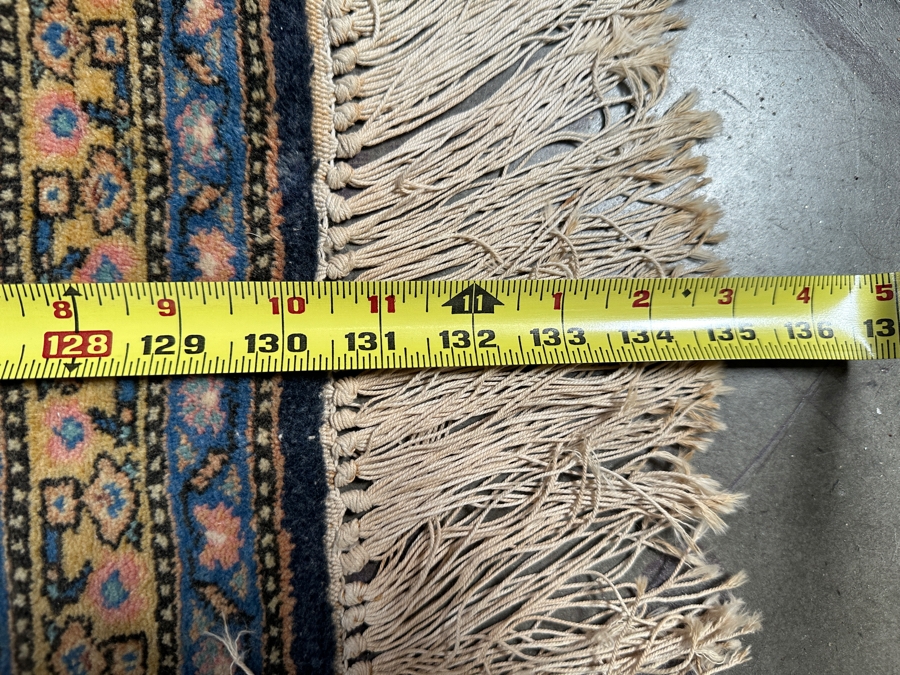 Finely Hand Knotted Wool Persian Area Rug 94.5 X 131 [Photo 18]