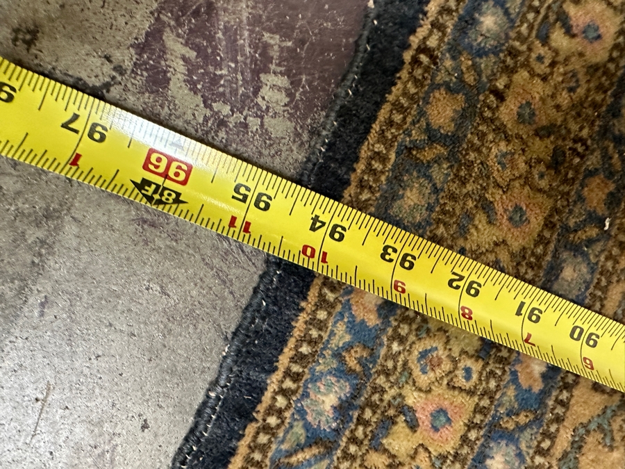 Finely Hand Knotted Wool Persian Area Rug 94.5 X 131 [Photo 17]