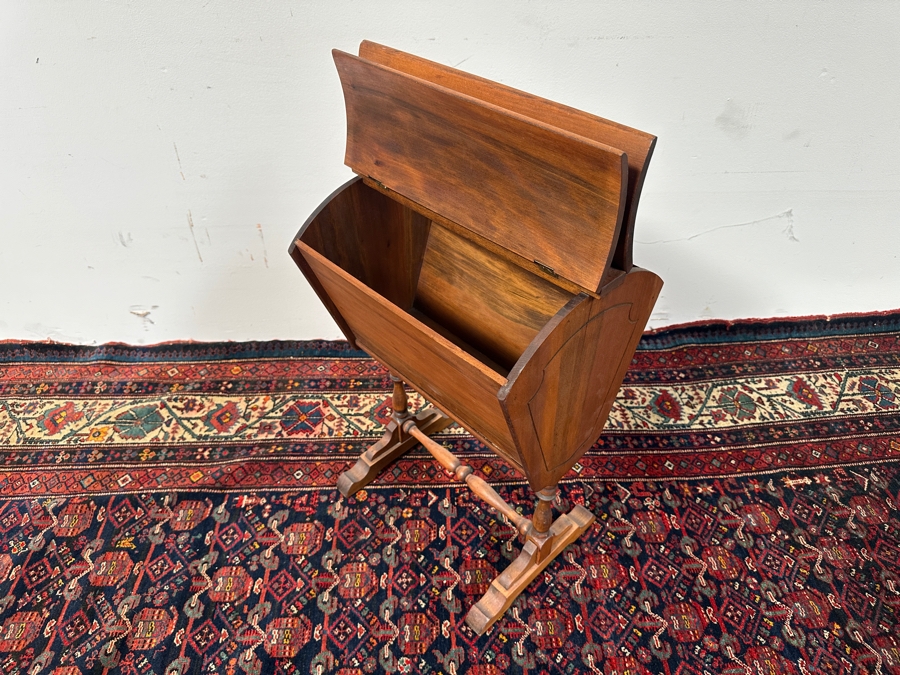Vintage Wooden Standing Sewing Box 17W X 12D X 27H [Photo 5]