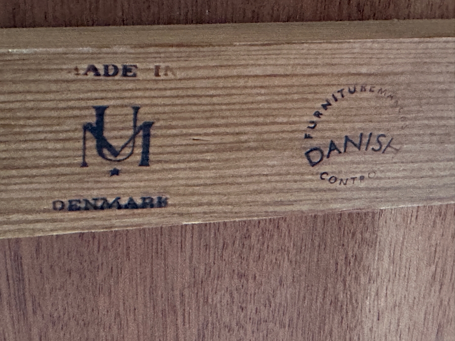 Vintage Mid-Century Danish Modern Johannes Andersen Teak Hidden Leaf Dining Table 67L (120.5L With Leaves In) X 35W X 29H - See Photos [Photo 22]