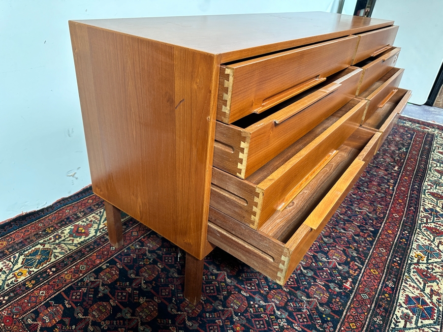 Custom Mid-Century Modern Teak 8-Drawer Chest Of Drawers Dresser 72W X 19D X 31H [Photo 10]