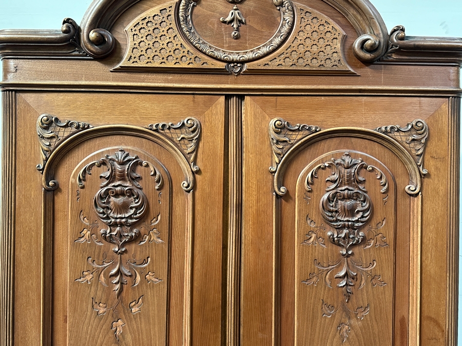 Antique French Carved Wooden Armoire 47W X 23D X 95H [Photo 7]
