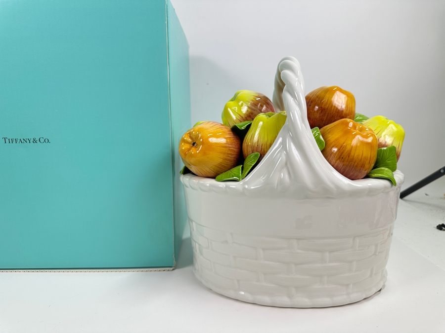 Tiffany & Co. Large Ceramic Hand Painted Centerpiece Fruit Basket With Original Box Made In Italy 10W X 7.5D X 12H [Photo 3]
