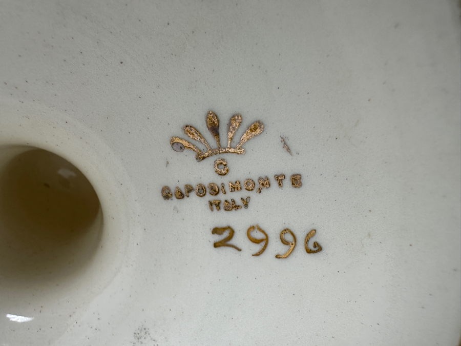 Impressive Large Vintage Signed Italian Capodimonte Footed Porcelain Hand Painted Pedestal Vase 19H [Photo 17]