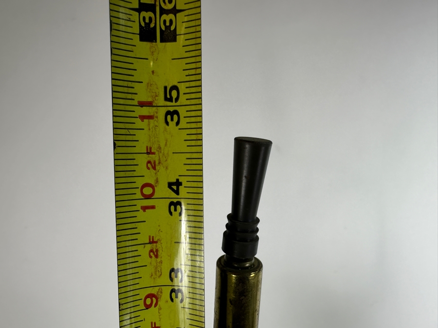 Pair Of Vintage Italian Murano Glass Pineapple Lamps (One Lamp Has Piece Missing From The Top Of The Pineapple - See Photos) 35H [Photo 9]