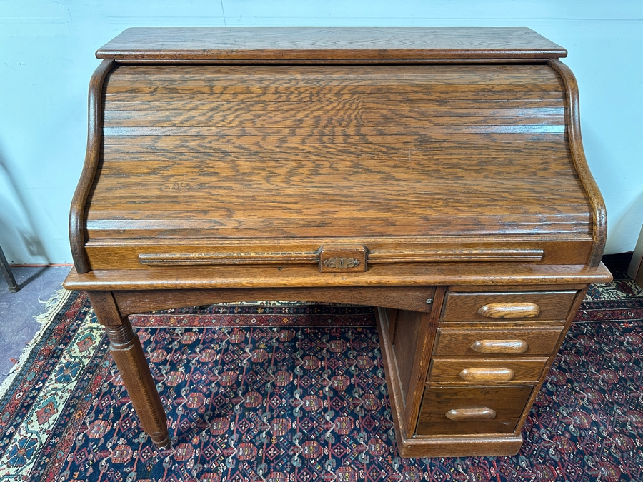 Vintage Oak Rolltop Desk 48W X 31D X 46H [Photo 3]