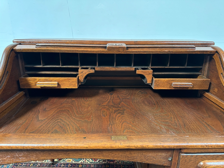 Vintage Oak Rolltop Desk 48W X 31D X 46H [Photo 5]