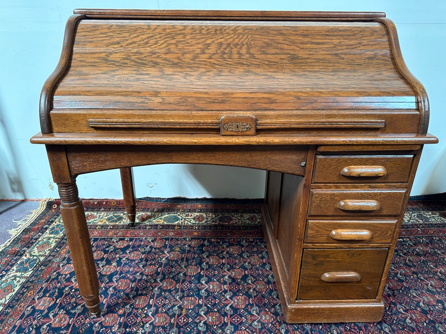 Vintage Oak Rolltop Desk 48W X 31D X 46H [Photo 2]
