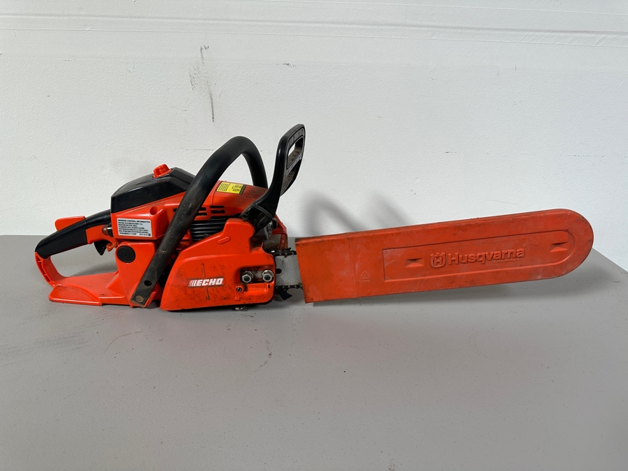 Echo Gas Powered Chainsaw Model CS-400 32L [Photo 6]
